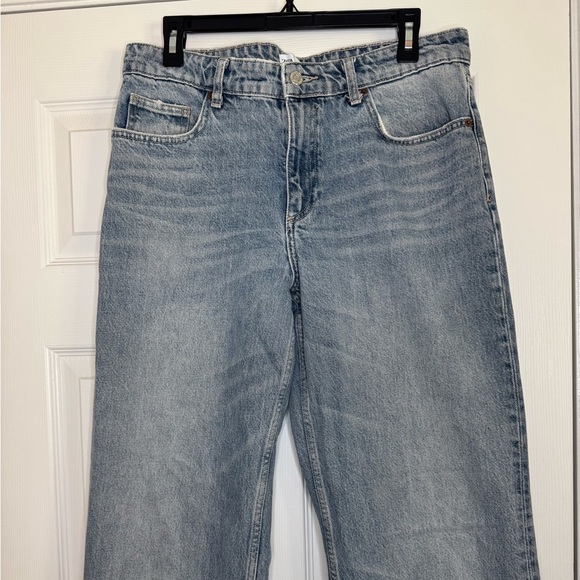 ZARA Classic Blue Denim Jeans - Picture 2 of 6